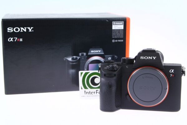 Sony A7R III ILCE-7RM3 body0