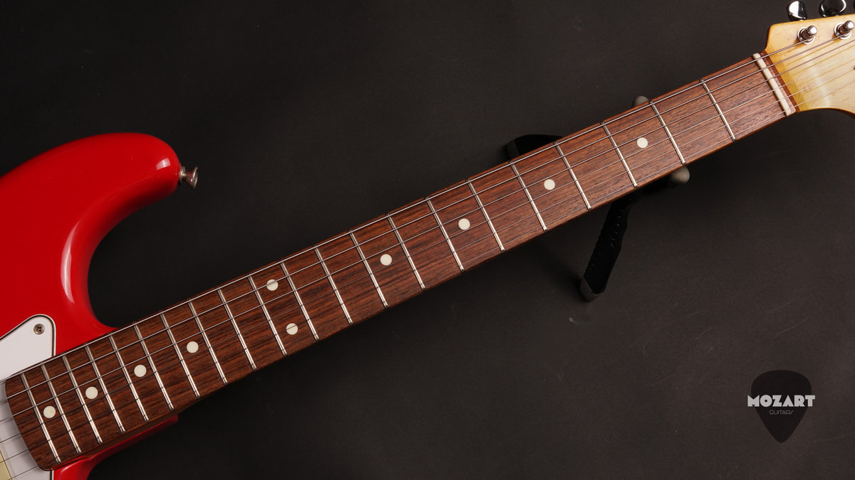 Squier JV Stratocaster SST-30 (1983) – FujiGen - Torino Red3 Squier JV Stratocaster SST-30 (1983) – FujiGen - Torino Red3