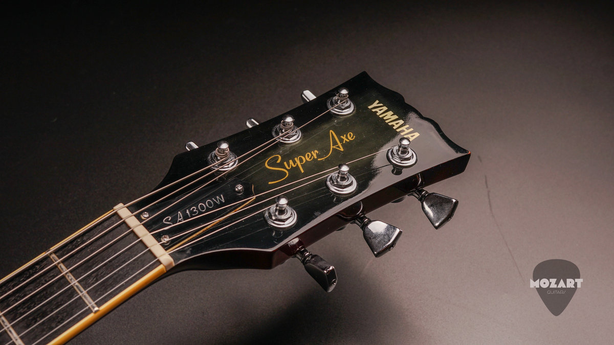 Yamaha SA-1300W Super Axe 1981 MIJ – Semi-Hollow3 Yamaha SA-1300W Super Axe 1981 MIJ – Semi-Hollow3