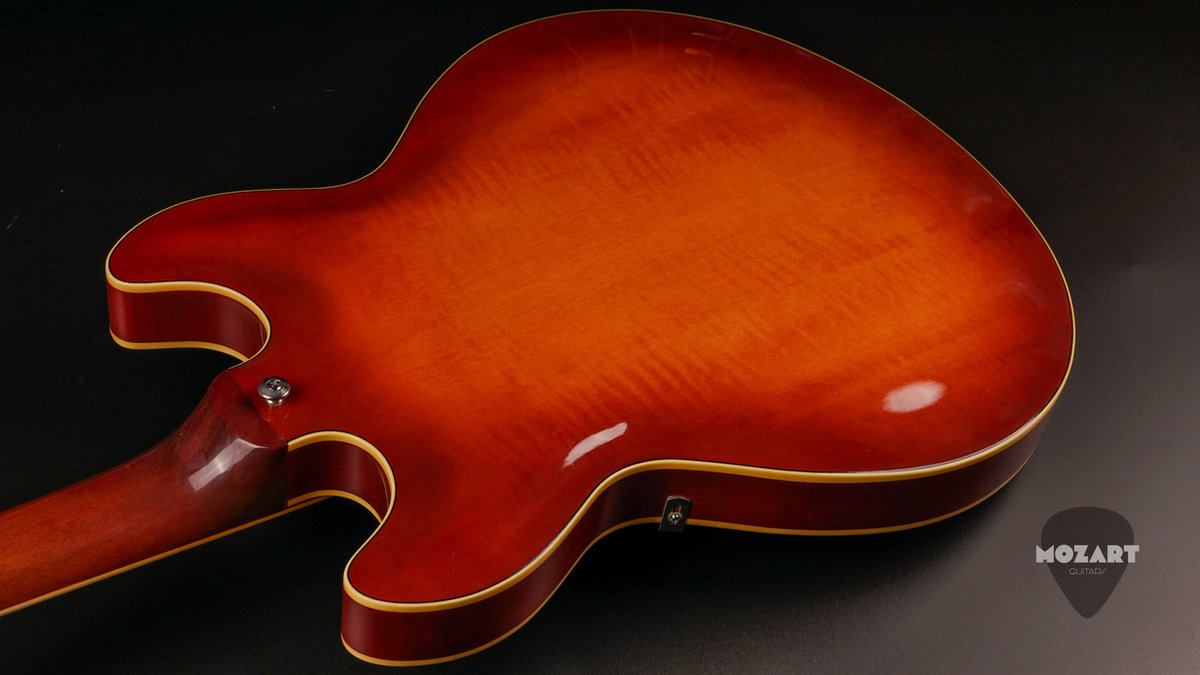 Yamaha SA-1300W Super Axe 1981 MIJ – Semi-Hollow6 Yamaha SA-1300W Super Axe 1981 MIJ – Semi-Hollow6