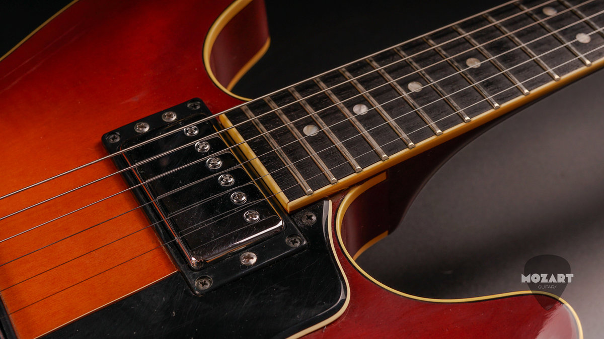 Yamaha SA-1300W Super Axe 1981 MIJ – Semi-Hollow1 Yamaha SA-1300W Super Axe 1981 MIJ – Semi-Hollow1
