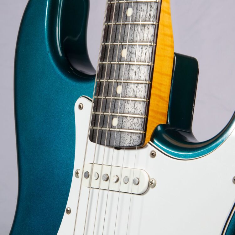 1994 Fender Stratocaster Lake Placid Blue Flame ST62 Japan 1994 Fender Stratocaster Lake Placid Blue Flame ST62 Japan