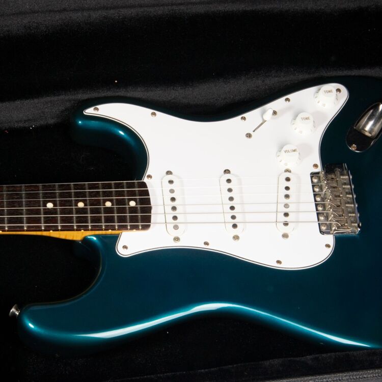 1994 Fender Stratocaster Lake Placid Blue Flame ST62 Japan14 1994 Fender Stratocaster Lake Placid Blue Flame ST62 Japan14