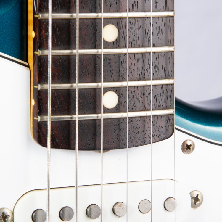 1994 Fender Stratocaster Lake Placid Blue Flame ST62 Japan9 1994 Fender Stratocaster Lake Placid Blue Flame ST62 Japan9