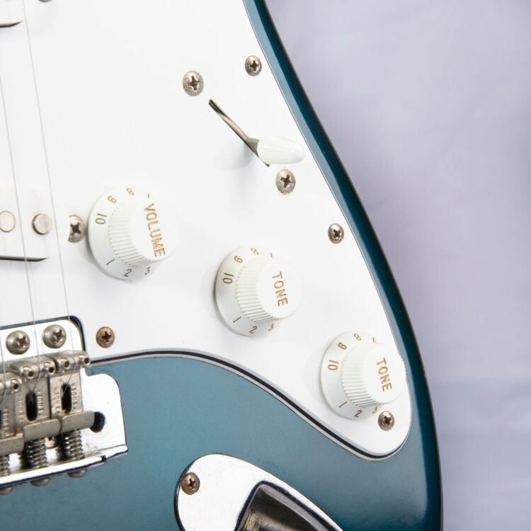 1994 Fender Stratocaster Lake Placid Blue Flame ST62 Japan12 1994 Fender Stratocaster Lake Placid Blue Flame ST62 Japan12