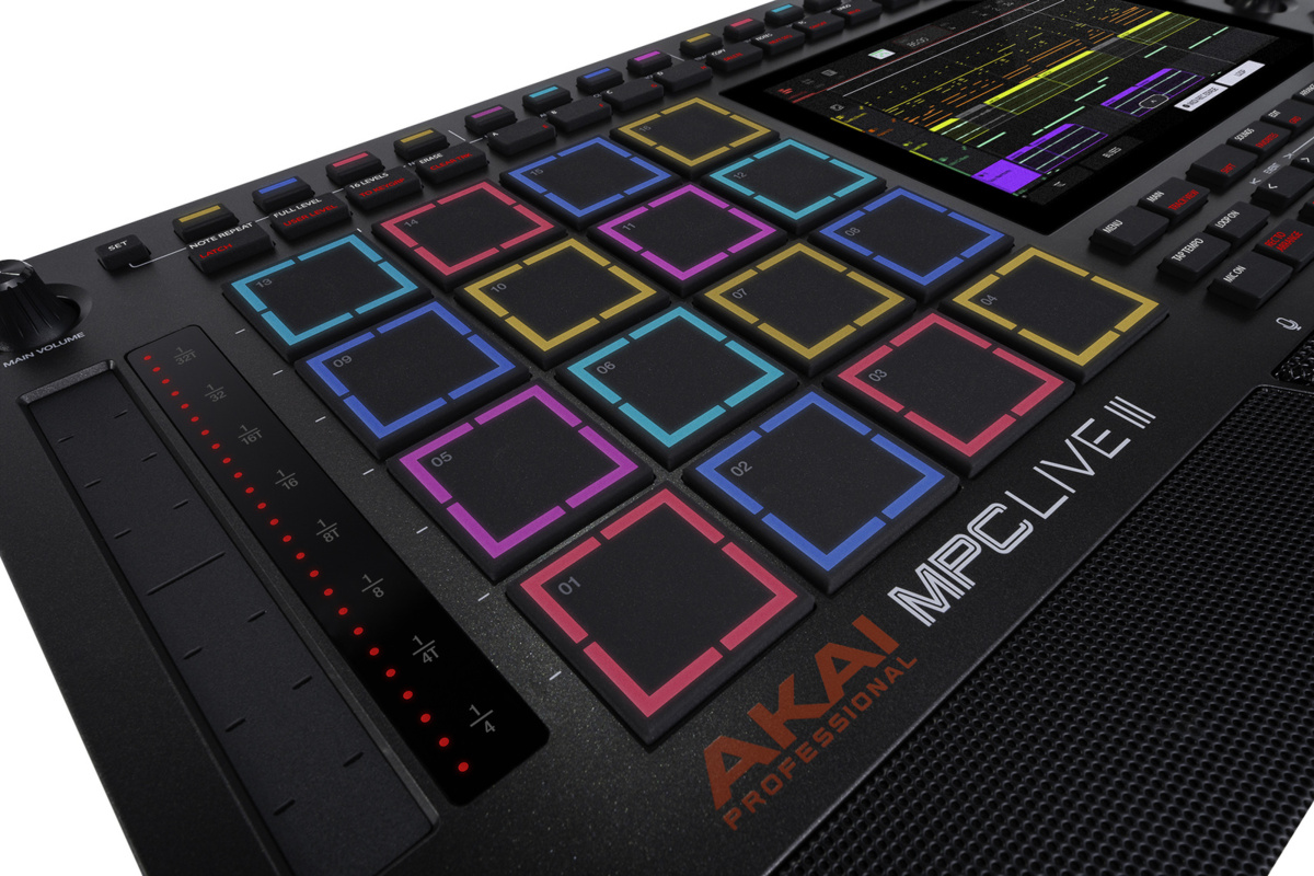 Akai MPC Live III - kontroler DAW - tylko otwarty6 Akai MPC Live III - kontroler DAW - tylko otwarty6