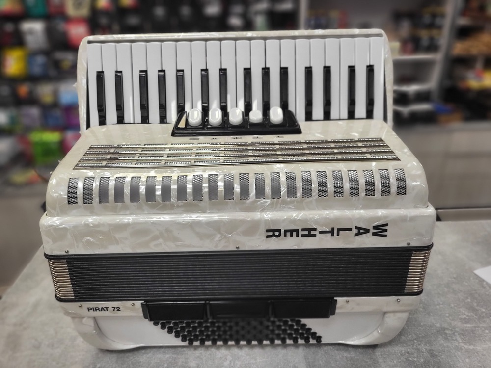 Akordeon Walther Pirat 726 Akordeon Walther Pirat 726