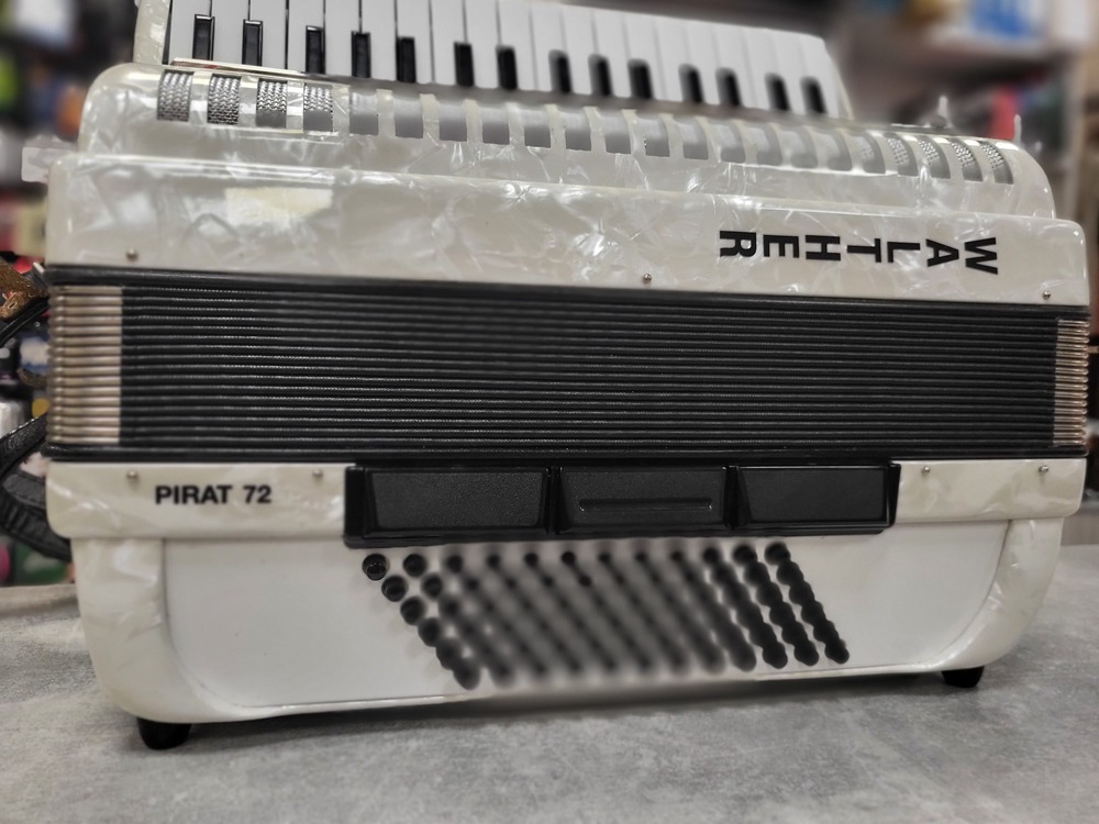 Akordeon Walther Pirat 725 Akordeon Walther Pirat 725
