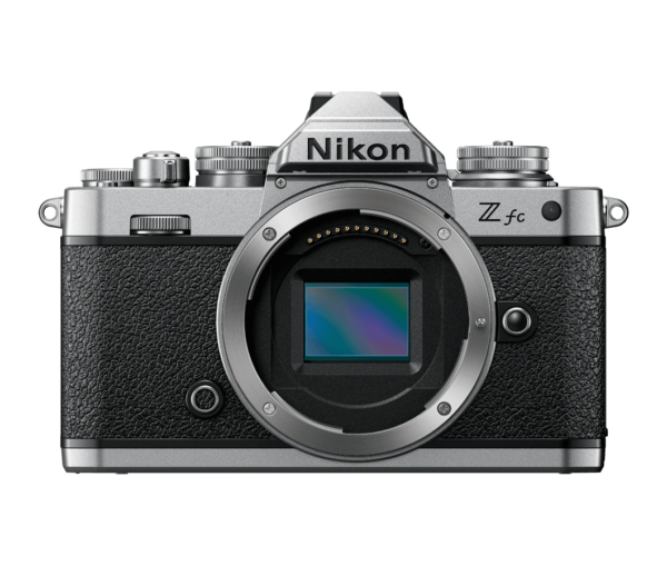 Aparat Nikon Z fc + 16-50 VR0