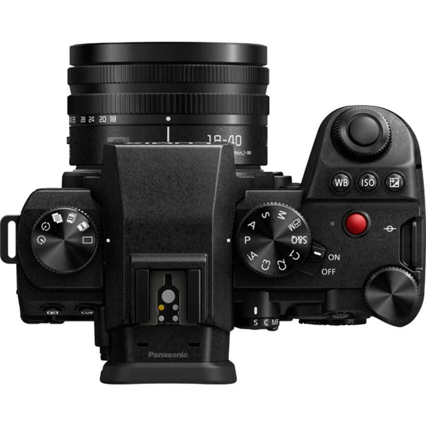 Aparat Panasonic LUMIX S5II + S 18-40mm F4.5-6.31 Aparat Panasonic LUMIX S5II + S 18-40mm F4.5-6.31