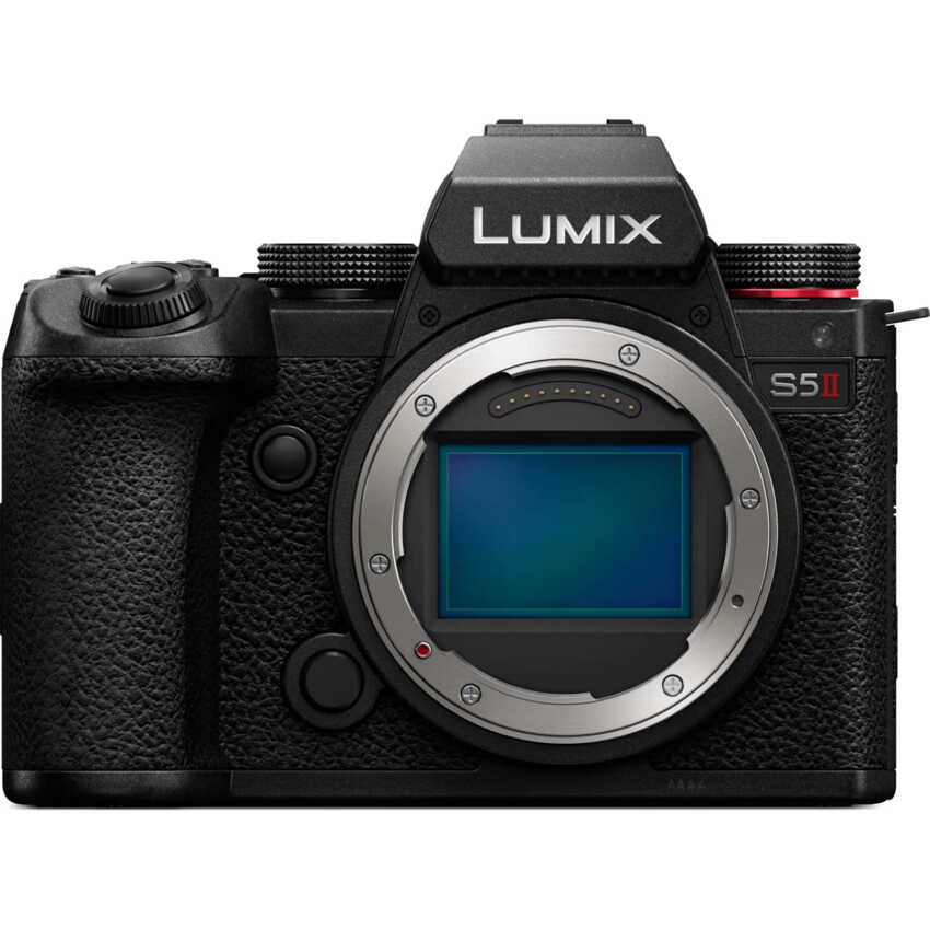 Aparat Panasonic LUMIX S5II + S 18-40mm F4.5-6.33 Aparat Panasonic LUMIX S5II + S 18-40mm F4.5-6.33