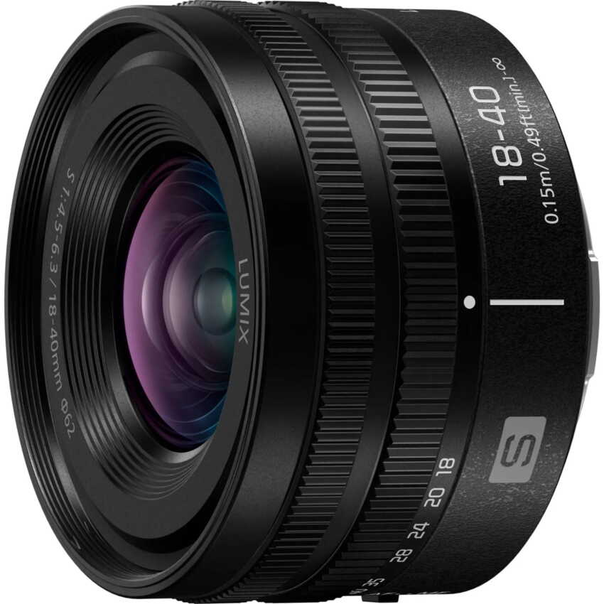 Aparat Panasonic LUMIX S5II + S 18-40mm F4.5-6.311 Aparat Panasonic LUMIX S5II + S 18-40mm F4.5-6.311