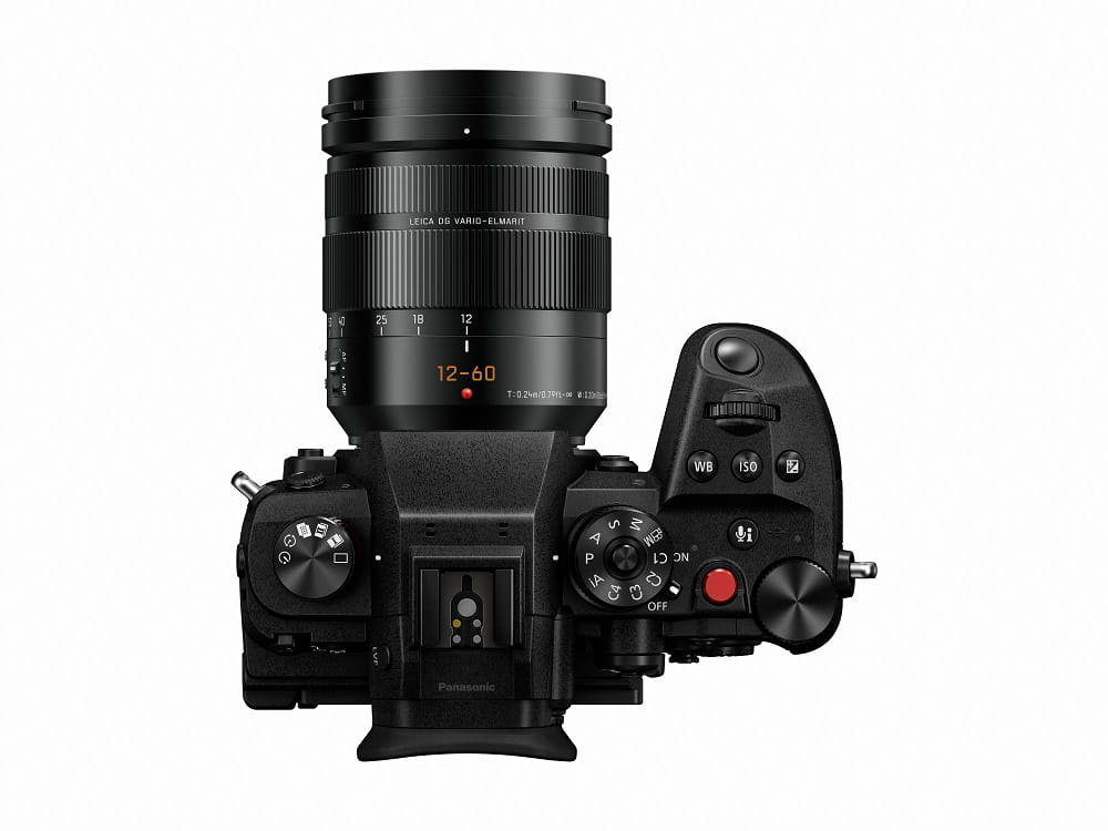 Aparat Panasonic Lumix GH6 + obiektyw 12-60mm F2.8-4.01 Aparat Panasonic Lumix GH6 + obiektyw 12-60mm F2.8-4.01