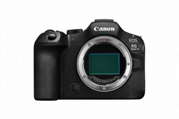 Aparat cyfrowy Canon EOS R6 Mark III + RF 24-105mm F4-7.1 IS STM0