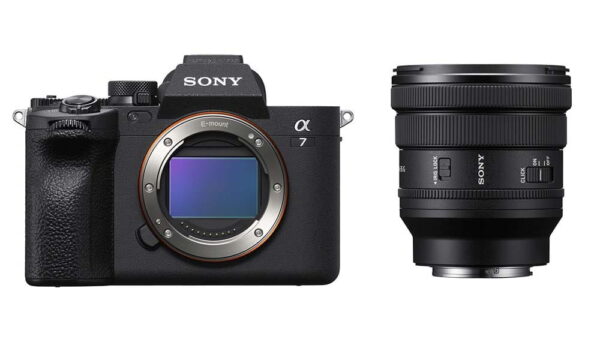 Aparat cyfrowy Sony A7 IV body - ILCE7M4B + FE PZ 16-35 mm F4 G SELP1635G