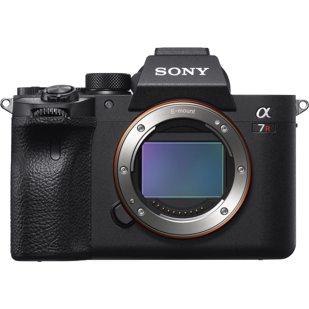Aparat cyfrowy Sony A7R IVa body - ILCE7RM4A + FE 70-200mm F/2.8 GM2 OSS - SEL70200GM20 Aparat cyfrowy Sony A7R IVa body - ILCE7RM4A + FE 70-200mm F/2.8 GM2 OSS - SEL70200GM20