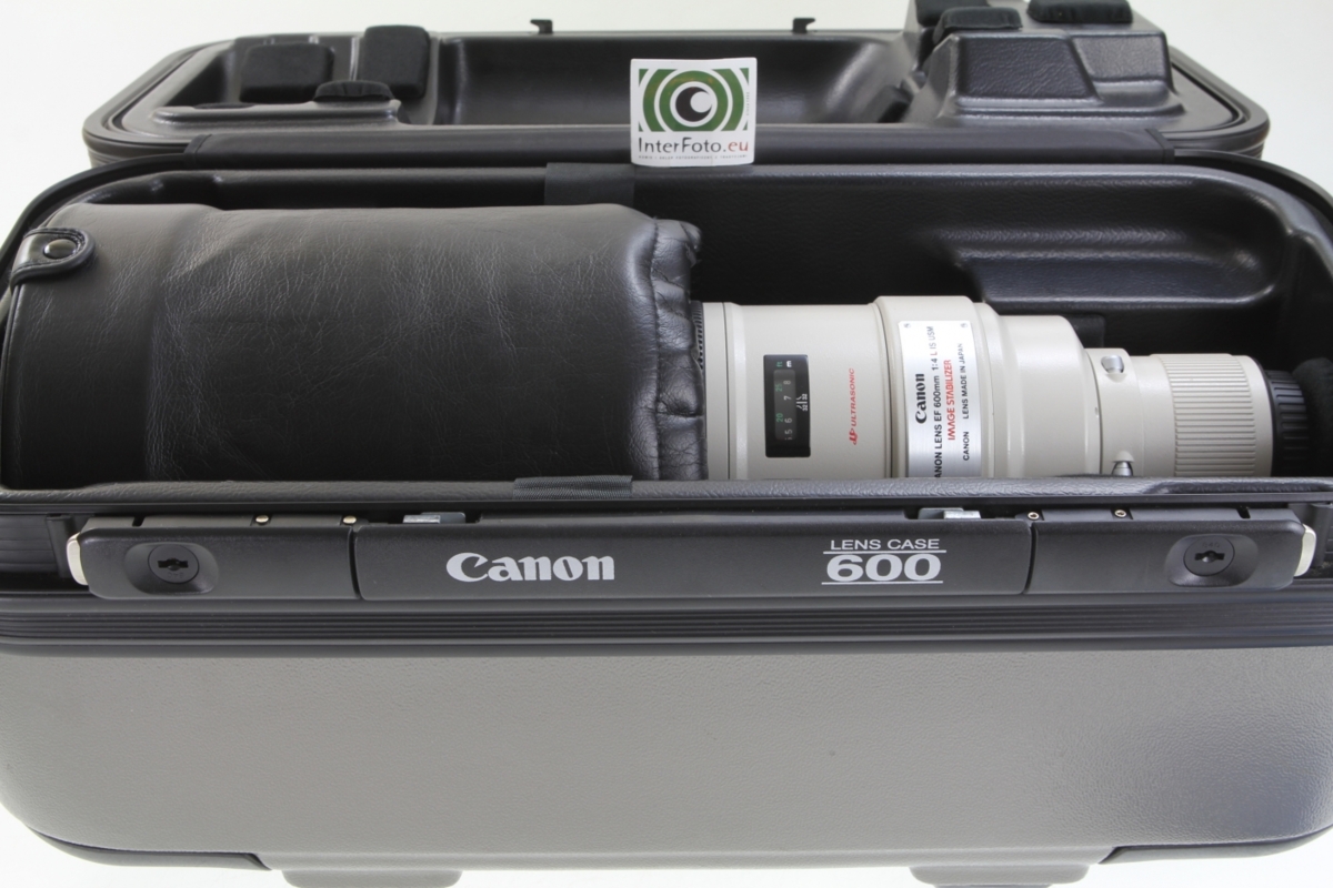 Canon 600mm f/4 L IS USM Canon 600mm f/4 L IS USM