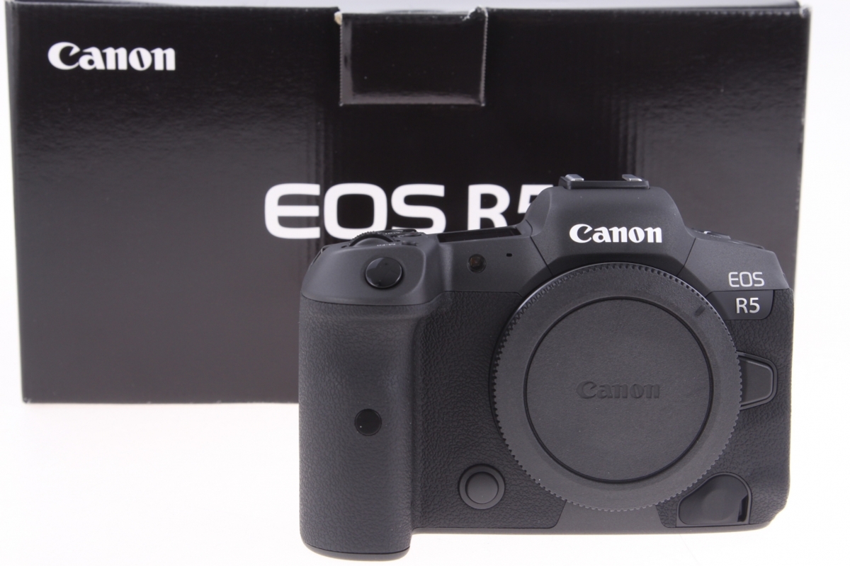 Canon EOS R5 body Canon EOS R5 body