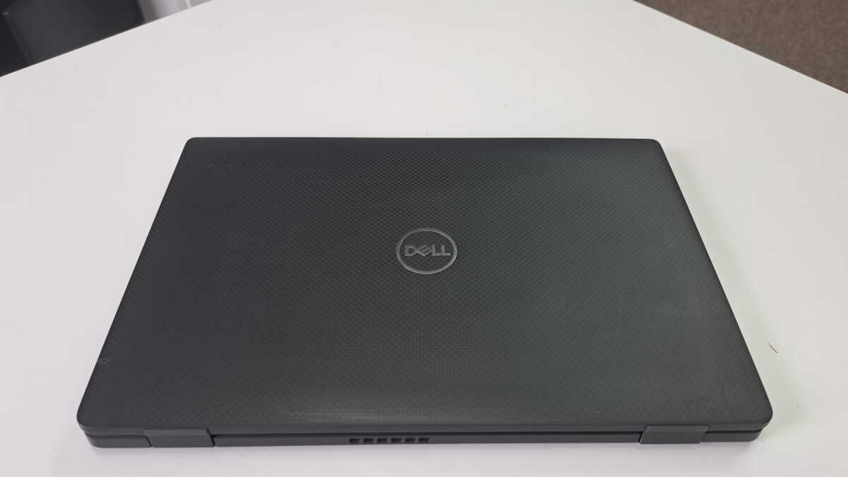 Dell Latitude 7420 14" i5-1145G7 8GB RAM 256GB SSD FHD IPS Win 11 Pro4 Dell Latitude 7420 14" i5-1145G7 8GB RAM 256GB SSD FHD IPS Win 11 Pro4