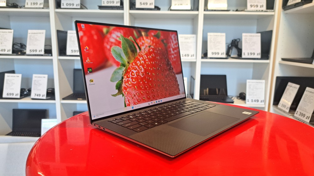 Dell Precision 5550 15,6" i7-10850H 16GB RAM 1TB SSD Quadro T1000 4GB IPS 4K Dotyk WIN 11 Pro3 Dell Precision 5550 15,6" i7-10850H 16GB RAM 1TB SSD Quadro T1000 4GB IPS 4K Dotyk WIN 11 Pro3