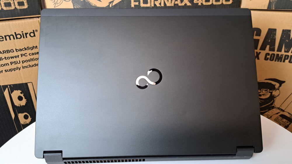 Fujitsu Celsius H7510 15" xeon w-10855m 32GB RAM 1000GB SSD Nvidia Quadro T2000 WIN 11 Pro4 Fujitsu Celsius H7510 15" xeon w-10855m 32GB RAM 1000GB SSD Nvidia Quadro T2000 WIN 11 Pro4