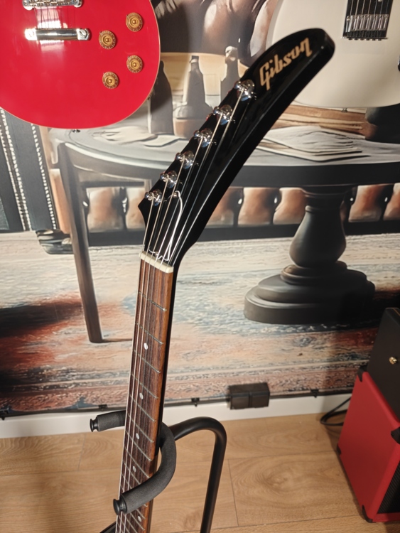 Gibson 80's Explorer13 Gibson 80's Explorer13