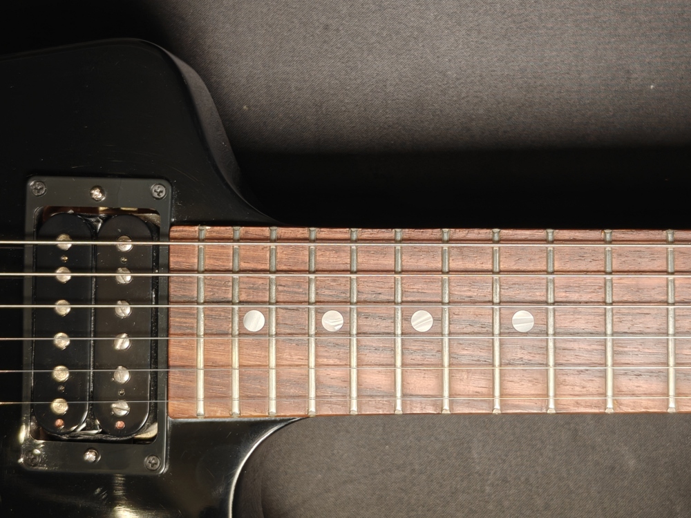 Gibson 80's Explorer26 Gibson 80's Explorer26