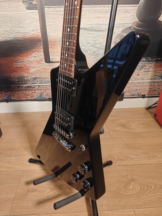 Gibson 80's Explorer12 Gibson 80's Explorer12