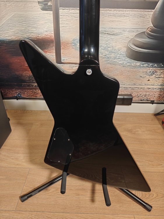 Gibson 80's Explorer15 Gibson 80's Explorer15