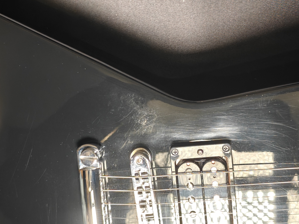 Gibson 80's Explorer25 Gibson 80's Explorer25