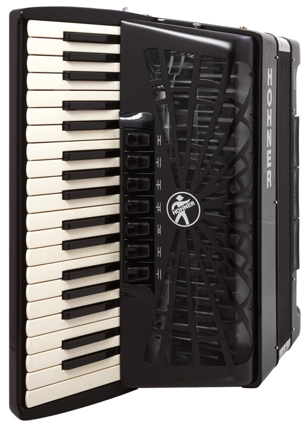 HOHNER BRAVO III Akordeon 80-basowy czarny z gig-bagiem w komplecie0