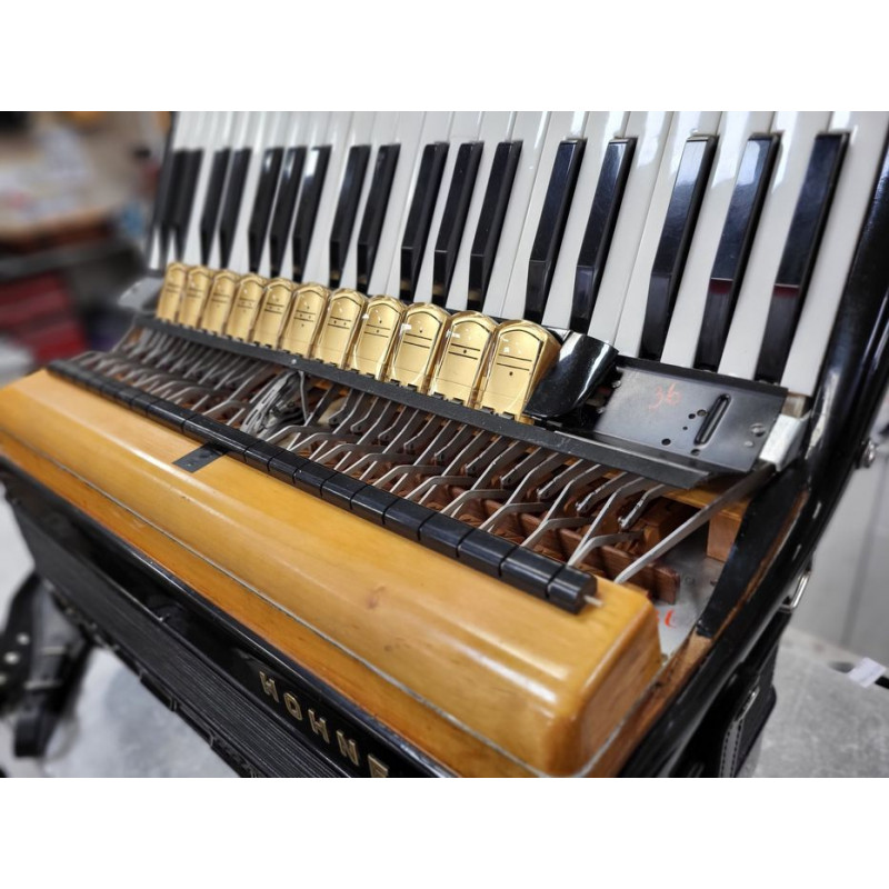 HOHNER ORGANOLA I Semi-Cassotto - AKORDEON 120- basowy UŻYWANY6 HOHNER ORGANOLA I Semi-Cassotto - AKORDEON 120- basowy UŻYWANY6
