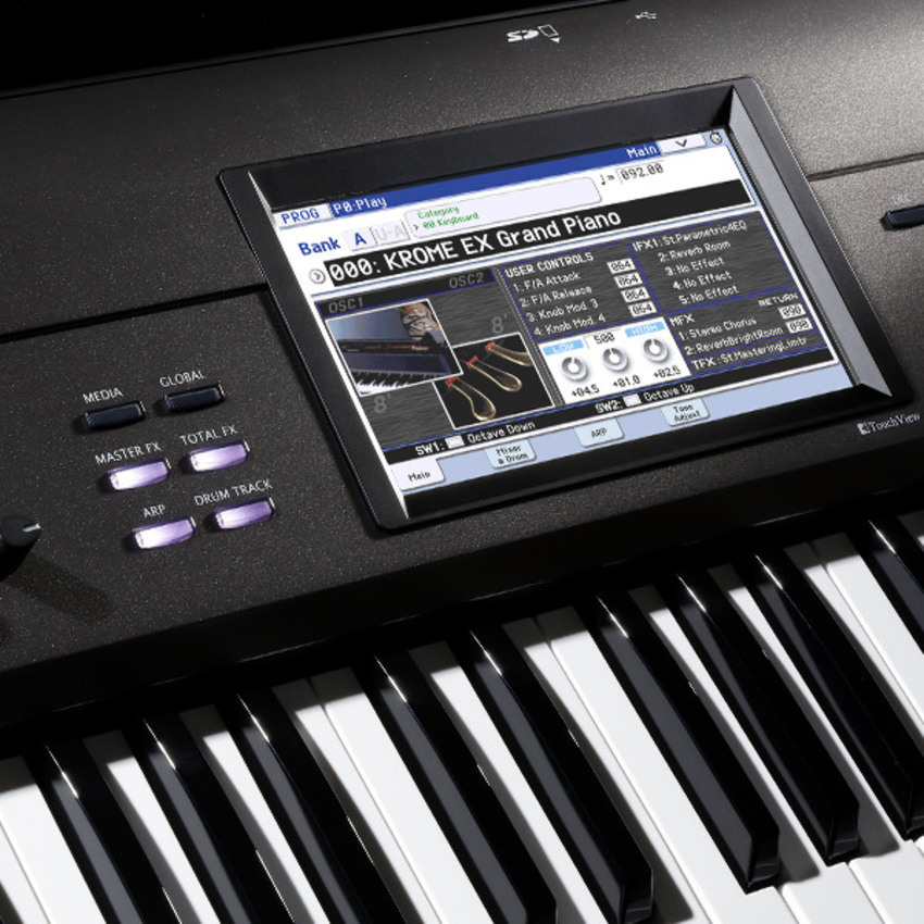 KORG KROME EX 61 2 KORG KROME EX 61 2