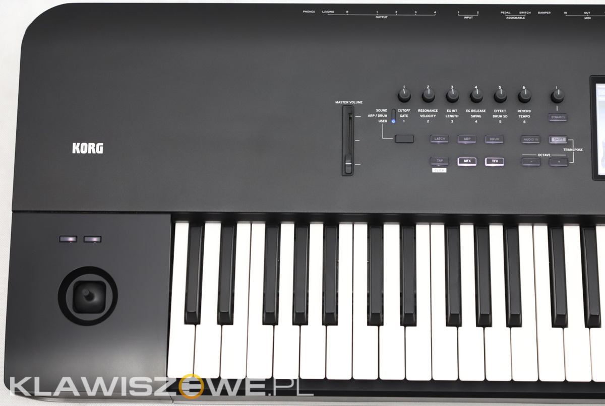 KORG NAUTILUS 733 KORG NAUTILUS 733