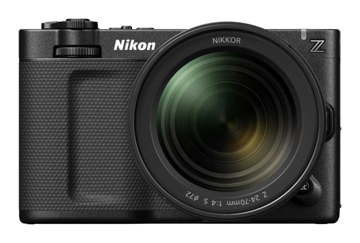 Kamera Nikon ZR + 24-70mm f/4 S Kamera Nikon ZR + 24-70mm f/4 S