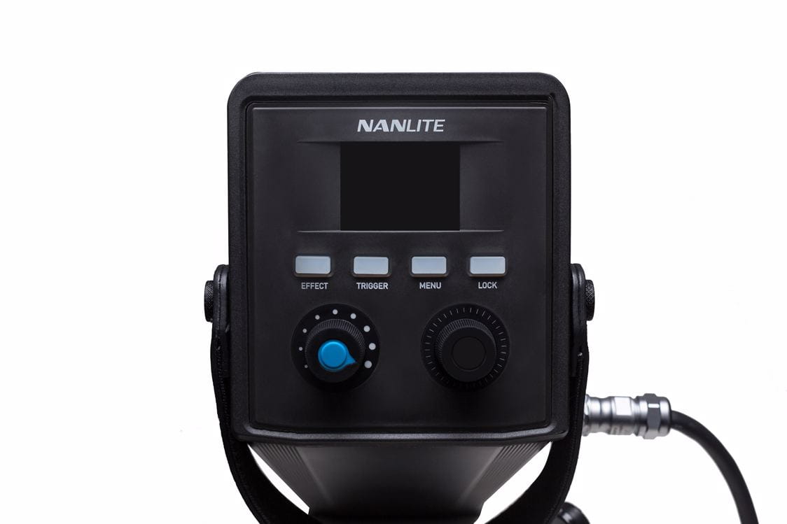 Lampa LED Nanlite Forza 500 + FL-20G FRESNEL5 Lampa LED Nanlite Forza 500 + FL-20G FRESNEL5
