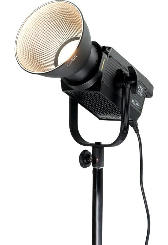 Nanlite FS-150B Bi-Colour zestaw oświetleniowy 2 lamp ze statywem