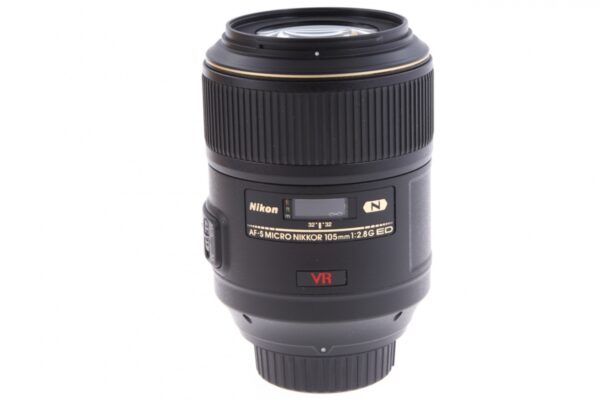 Nikkor 105mm f/2.8 AF-S VR G ED IF MICRO0