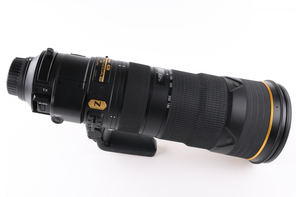 Nikkor 180-400mm f/4 AF-S E + TC1.4 FL ED VR7 Nikkor 180-400mm f/4 AF-S E + TC1.4 FL ED VR7