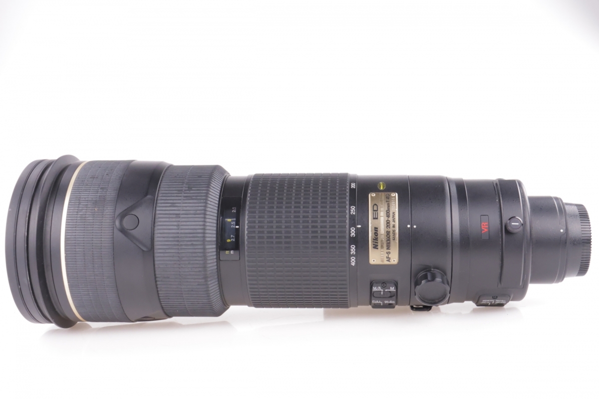 Nikkor 200-400mm f/4 AF-S VR6 Nikkor 200-400mm f/4 AF-S VR6