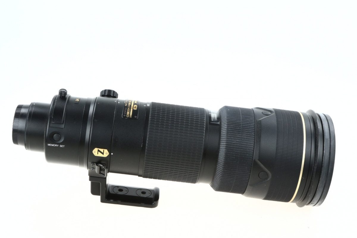 Nikkor 200-400mm f/4 AF-S VR II6 Nikkor 200-400mm f/4 AF-S VR II6