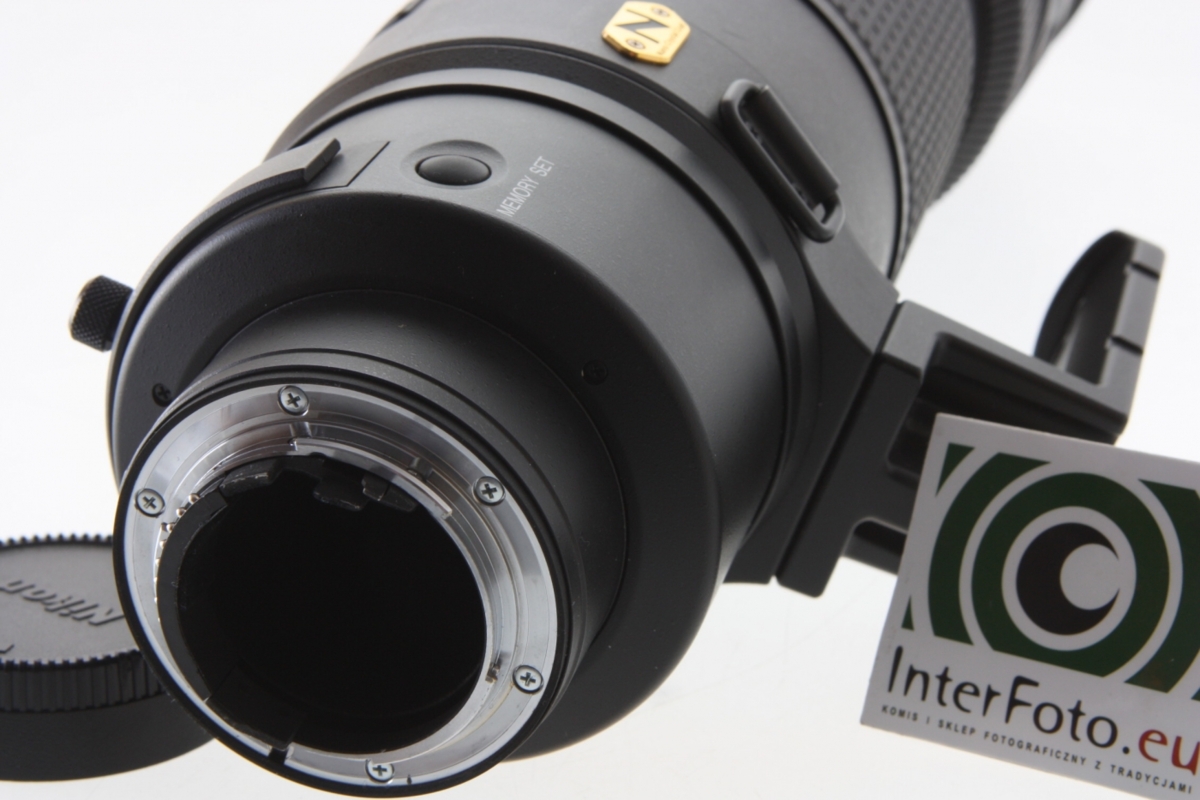 Nikkor 200-400mm f/4 AF-S VR II2 Nikkor 200-400mm f/4 AF-S VR II2