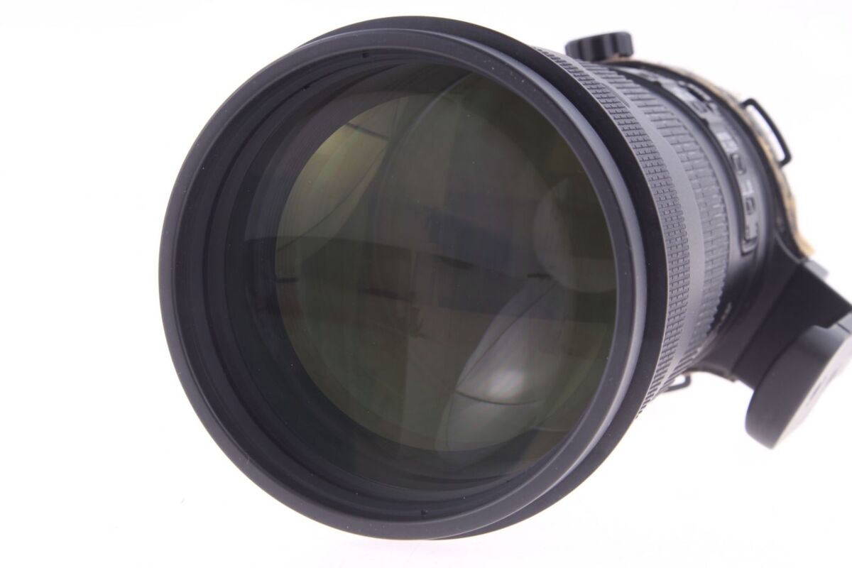 Nikkor 300mm f/2.8 ED AF-S VR II5 Nikkor 300mm f/2.8 ED AF-S VR II5