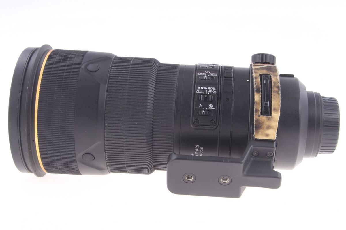 Nikkor 300mm f/2.8 ED AF-S VR II4 Nikkor 300mm f/2.8 ED AF-S VR II4