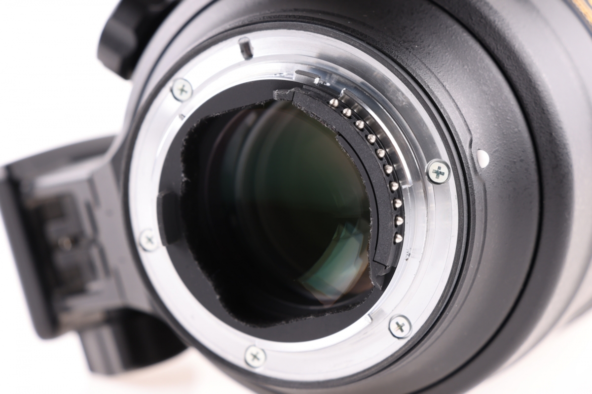 Nikkor 70-200mm f/2.8 E FL ED AF-S VR9 Nikkor 70-200mm f/2.8 E FL ED AF-S VR9
