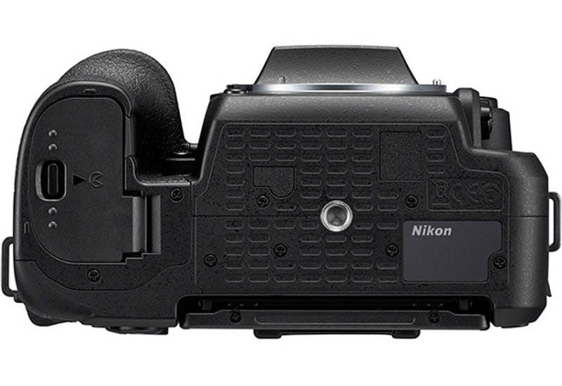 Nikon D7500 AF-S 18-140mm f3.5-5.6 G ED DX VR4 Nikon D7500 AF-S 18-140mm f3.5-5.6 G ED DX VR4