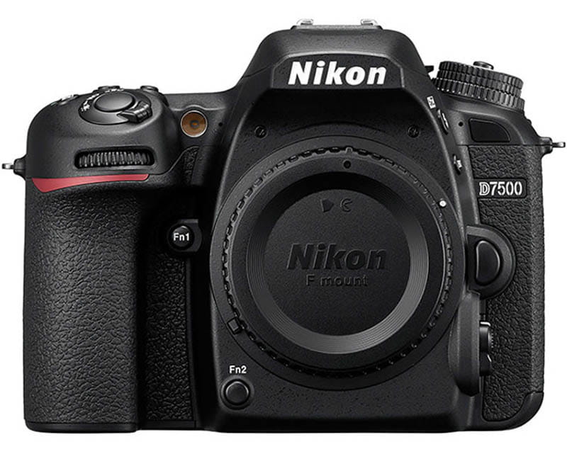 Nikon D7500 AF-S 18-140mm f3.5-5.6 G ED DX VR1 Nikon D7500 AF-S 18-140mm f3.5-5.6 G ED DX VR1