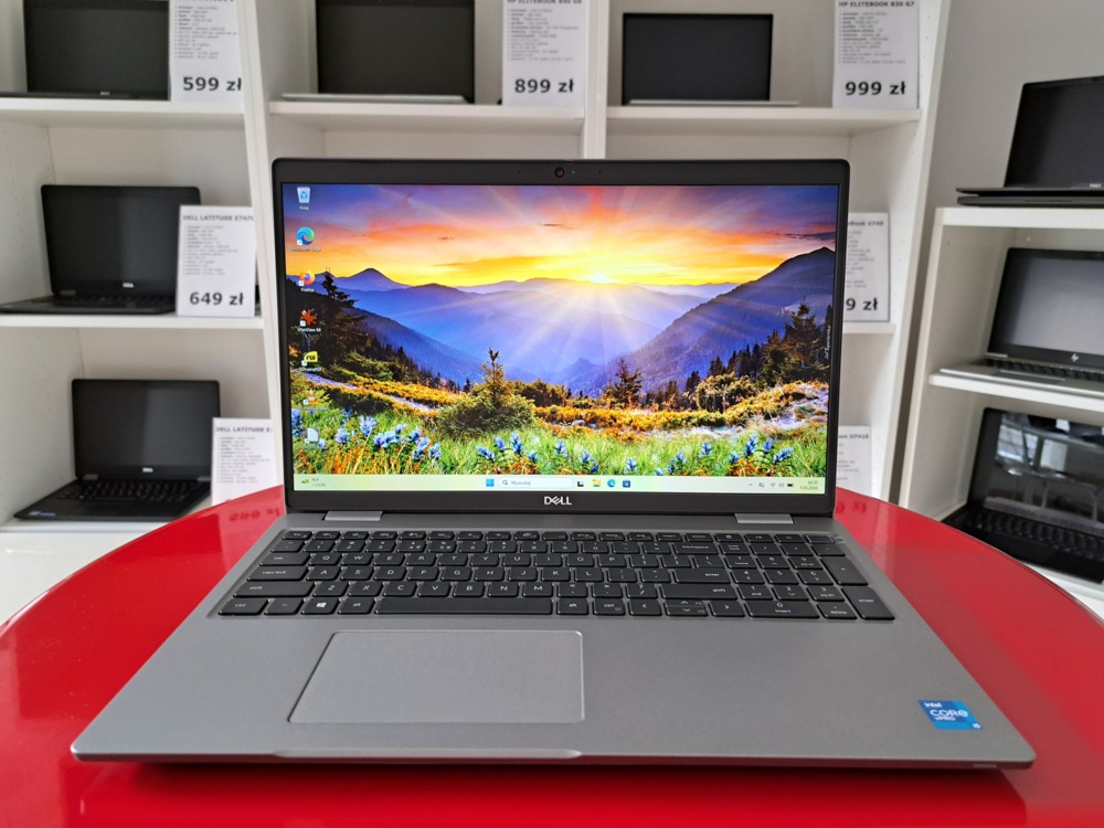 Nowy Dell Latitude 5520 15,6" i5-1145G7 16GB RAM 256GB SSD IPS FullHD SIM LTE WIN 11 Pro1 Nowy Dell Latitude 5520 15,6" i5-1145G7 16GB RAM 256GB SSD IPS FullHD SIM LTE WIN 11 Pro1