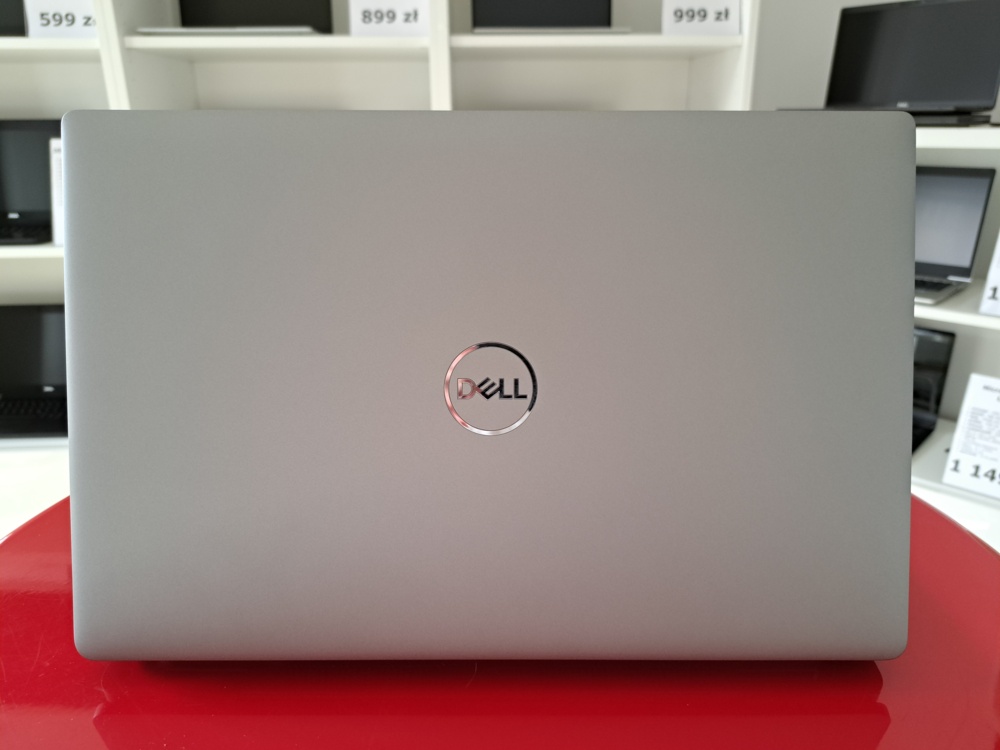 Nowy Dell Latitude 5520 15,6" i5-1145G7 16GB RAM 256GB SSD IPS FullHD SIM LTE WIN 11 Pro5 Nowy Dell Latitude 5520 15,6" i5-1145G7 16GB RAM 256GB SSD IPS FullHD SIM LTE WIN 11 Pro5