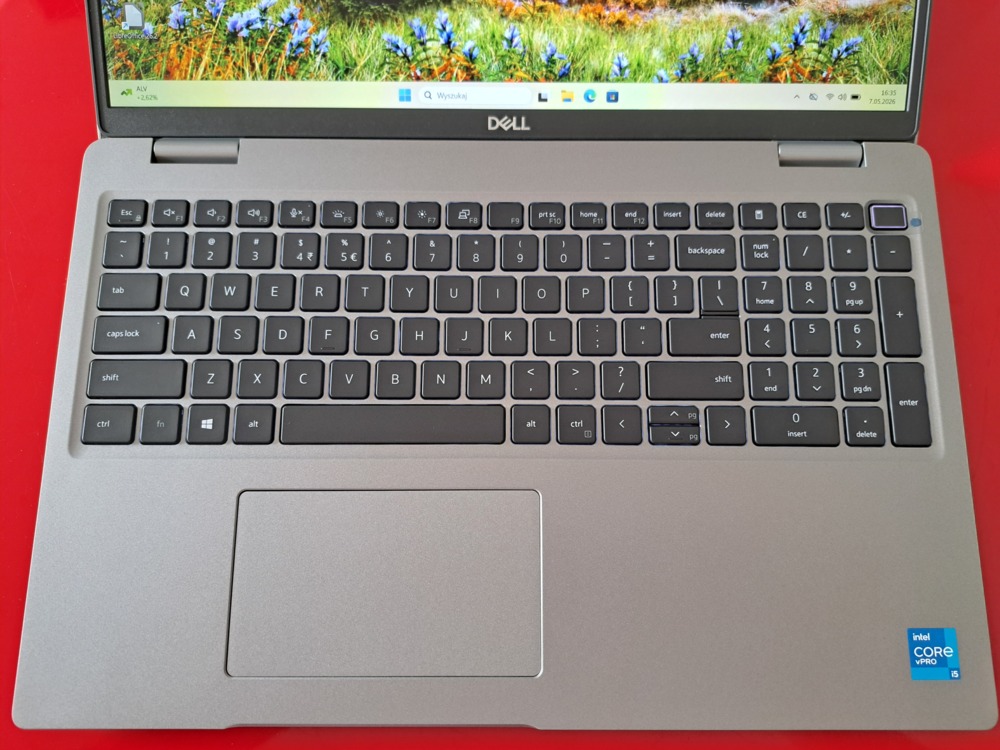 Nowy Dell Latitude 5520 15,6" i5-1145G7 16GB RAM 256GB SSD IPS FullHD SIM LTE WIN 11 Pro2 Nowy Dell Latitude 5520 15,6" i5-1145G7 16GB RAM 256GB SSD IPS FullHD SIM LTE WIN 11 Pro2